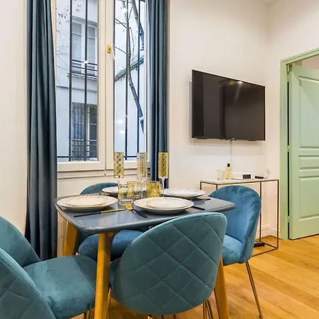 Cmg Saint Fargeau/ Reunion -iii Apartment